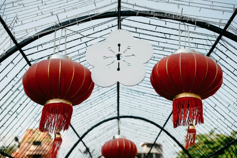 Minidólar (WDOU25) registra quarta queda consecutiva rumo à mínima anual