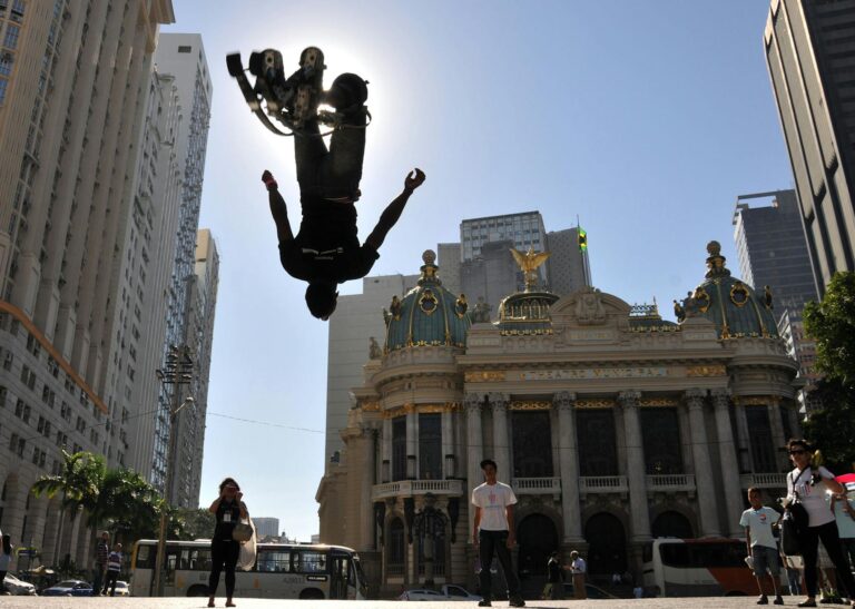 Investidor Jim Simmons, da Renaissance, aposta alto com R$ 675 milhões no Mercado Livre