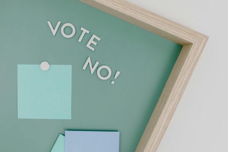 Debates na Câmara sobre sanções a parlamentares da oposição que ocuparam plenário