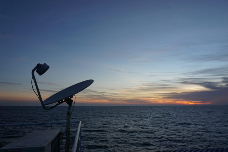 Starlink Maritime: Internet de Alta Velocidade no Mar