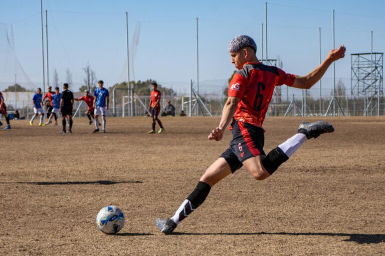 Supremo Tribunal Federal planeja encerrar casos da trama golpista até 2025, mas processos envolvendo emendas políticas apresentam desafios