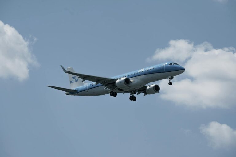 XP manterá postura neutra em relação às ações da Embraer, EMBR3, mas por quê?