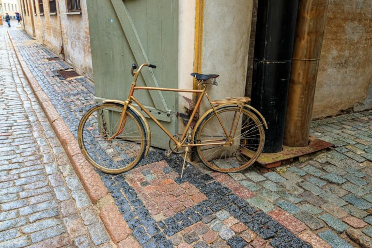 Queda nos Futuros de NY precede diálogo entre Trump e Xi Jinping após recordes em Wall Street