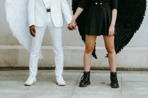 Eletrobras (ELET3) x Braskem (BRKM5): O que causa a divergência nos rumos das ações?