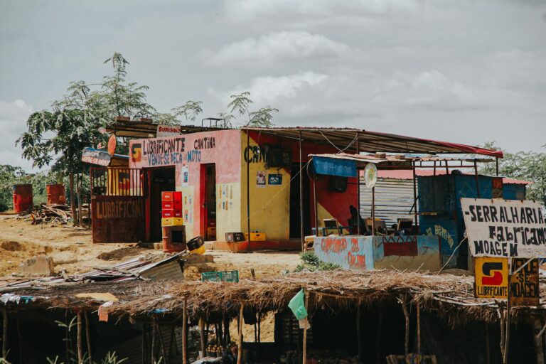 Petrobras diminui em R$ 0,14 – uma queda de 4,9% – o valor da gasolina vendida às distribuidoras