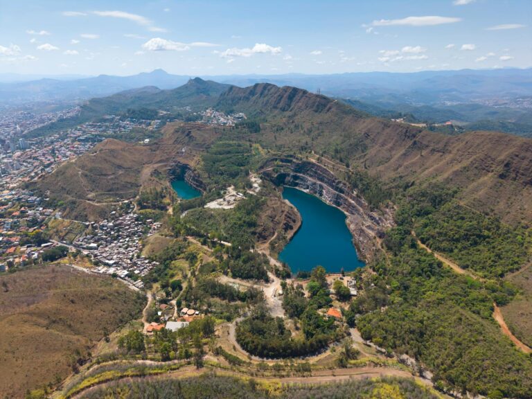 BBAS3, ações do Banco do Brasil, têm queda inesperada após anúncio de possível empréstimo para os Correios