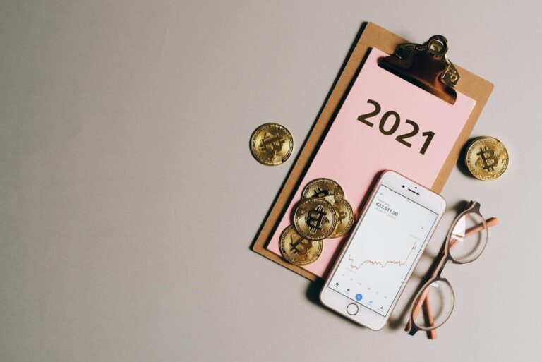 Movimento de correção de ganhos amplia queda do ouro no fechamento do mercado