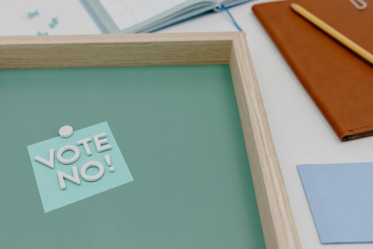 Aliados de esquerda do presidente Lula enfrentam desafios de segurança pela América Latina, mostrando sua resiliência.