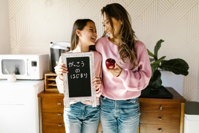 Mercados de Nova York oscilam, enquanto índice japonês atinge recorde histórico
