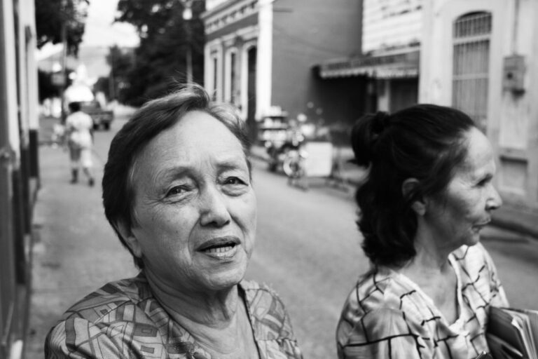 Desvendando os efeitos da turbulência na Venezuela sobre as economias latino-americanas.