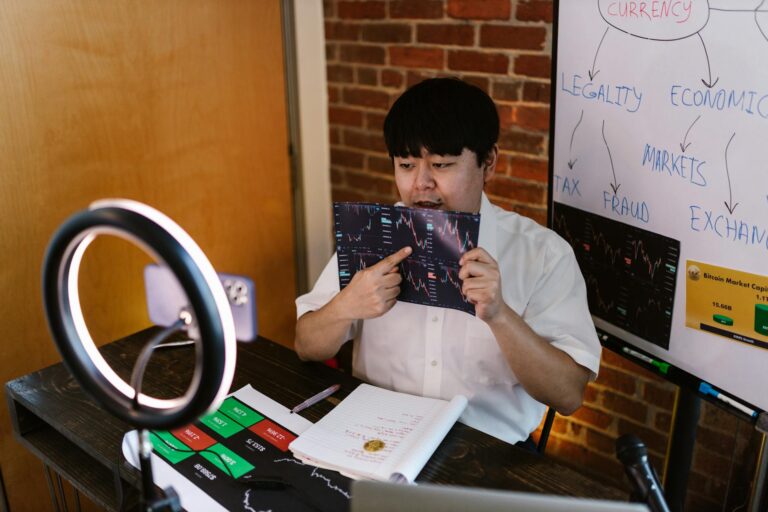 Ibovespa dispara 3,3% e atinge marca inédita de 172 mil pontos impulsionado por investidores estrangeiros